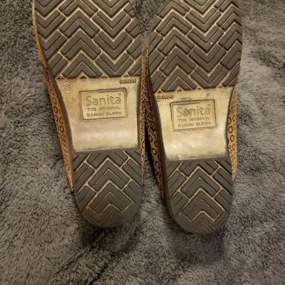 Sanita Clogs - Picture 3 of 4